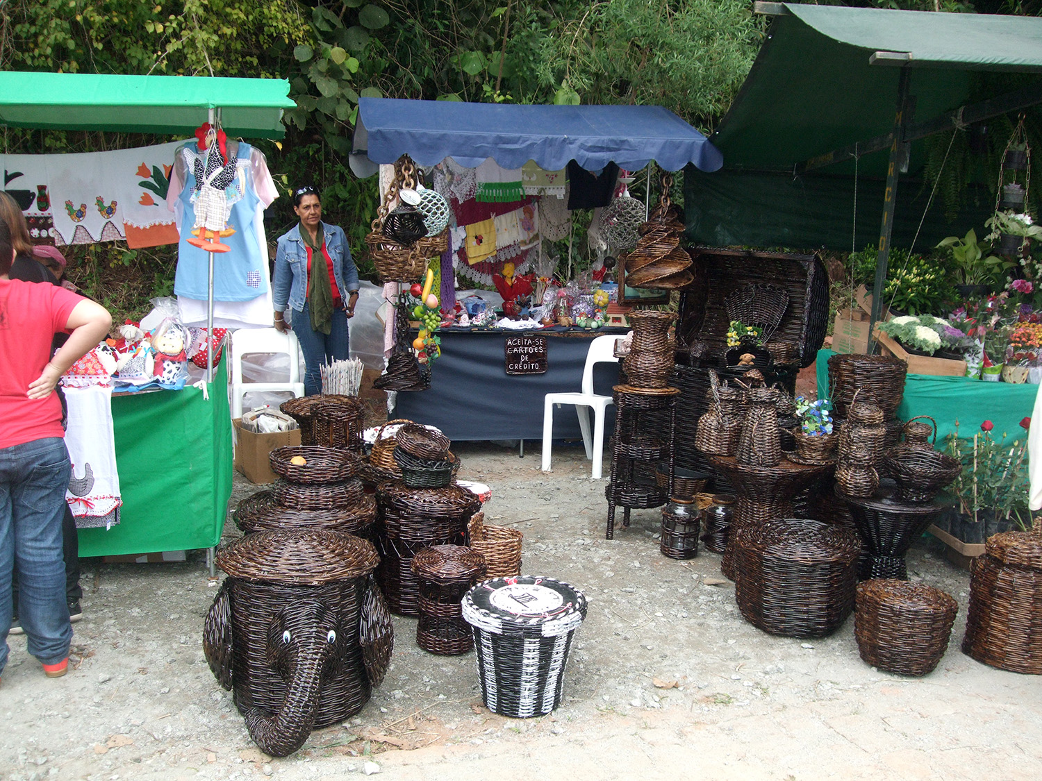 Feira - cestos artesanais